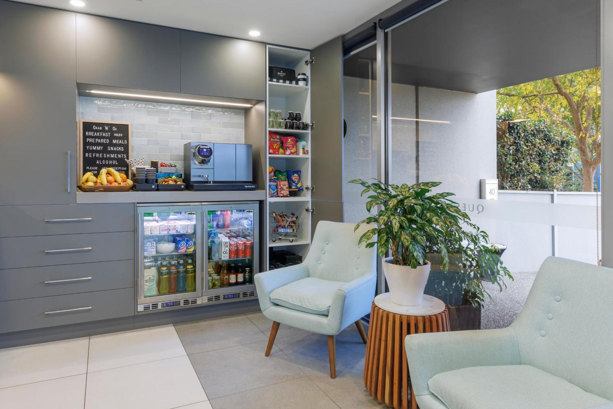 Quest Bundoora Aparthotel Melbourne Bagian luar foto