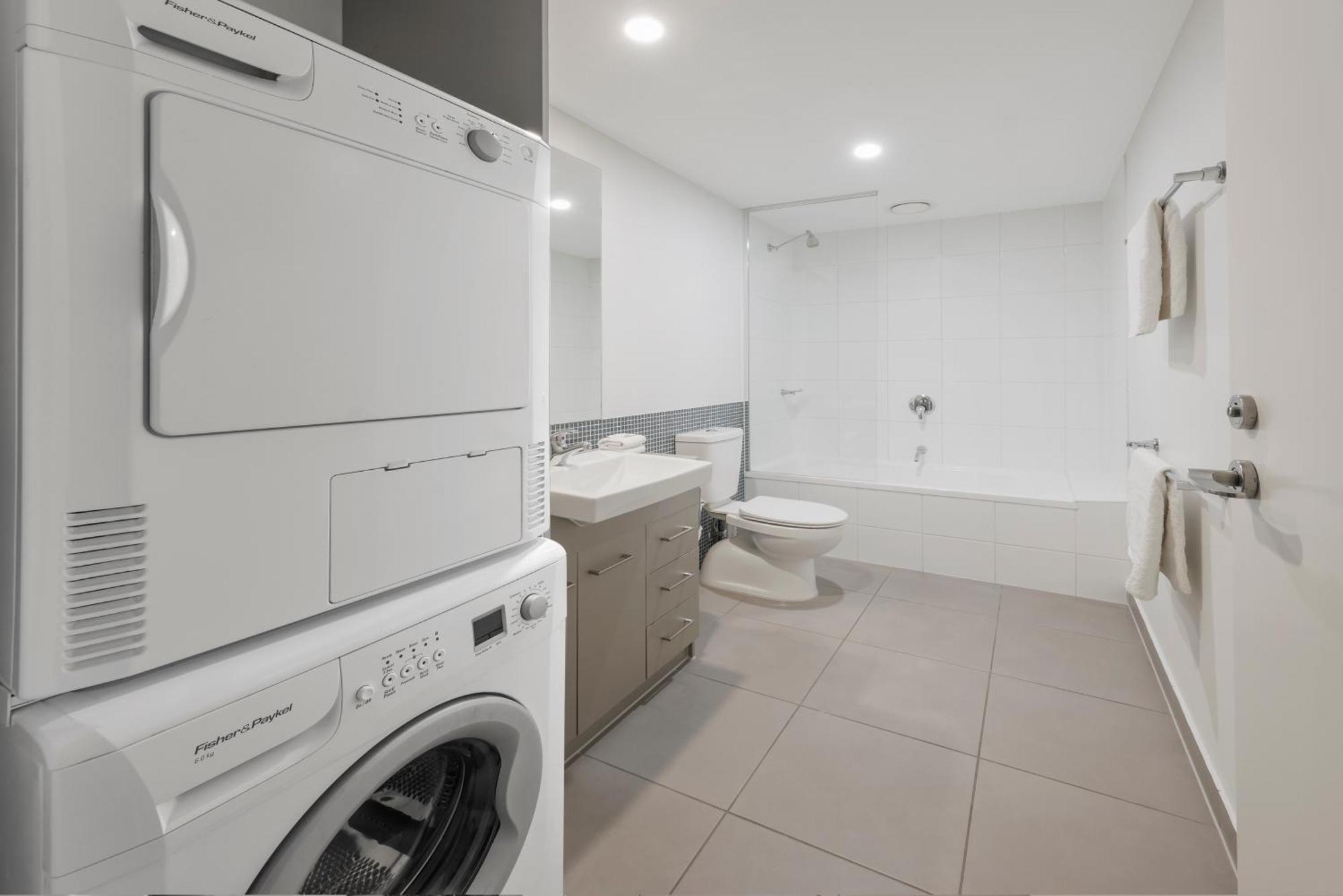 Quest Bundoora Aparthotel Melbourne Bagian luar foto
